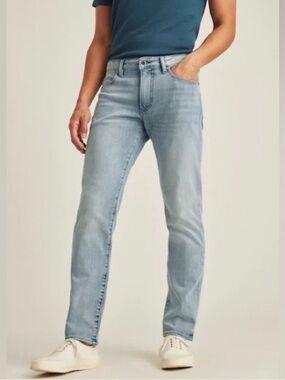 Bonobos Premium Slim Fit 4-Way Stretch Jeans Light Blue Cosmic Wash 34 Denim 31”